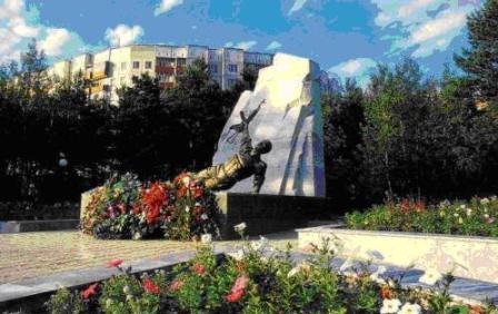 Памятник афганцам в Сургуте.JPG